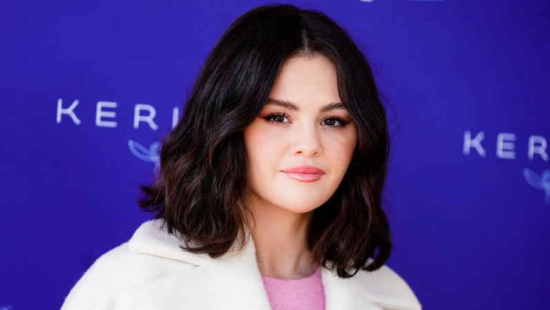 Selena Gomez Matched Her Lips to Her Nails (Again!), I'm Loving it!