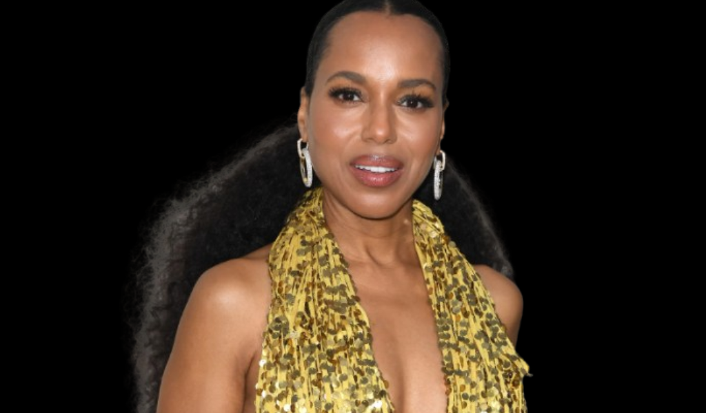 Kerry Washington's low ponytail with sleek roots and voluminous curls, paired with a gold-paillette Burberry dress at the Fashion Trust U.S. Awards.