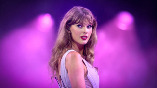 Taylor Swift Drops Bombshell Album News on Her Boo’s Podcast—PR or Real Love?” or “Is Taylor About to Become Mrs. Kelce?!