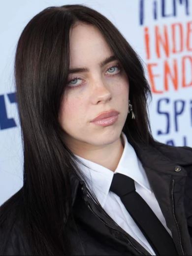 Celebrity curtain bangs inspiration and hairstyle examples