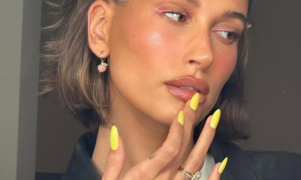 Almond Nails Are Back: 11 Real-World Looks to Steal 1 Minimalist almond nails, French almond nails, and glazed donut almond nails