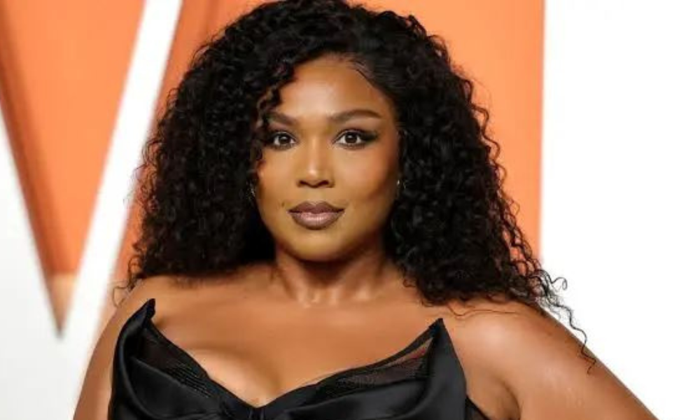 Lizzo Breaks Silence on the Fat-Shaming Accusations—and She Has Thoughts 35 Lizzo in a blue dress addressing fat-shaming accusations in an Instagram statement