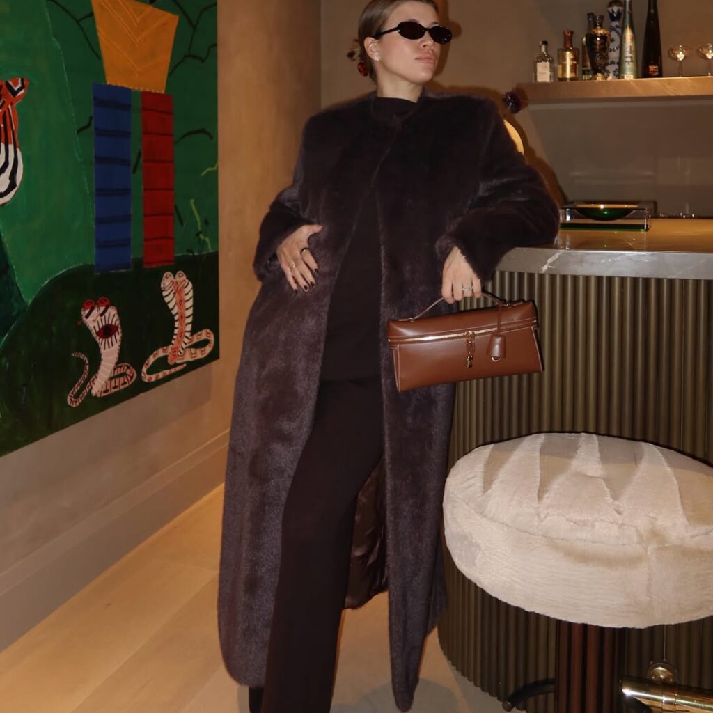 Sofia Richie Grainge Has Absolutely Slayed Her Festive Maternity Style 3 Pregnancy style festive outfit by Sofia Richie Grainge for holiday party