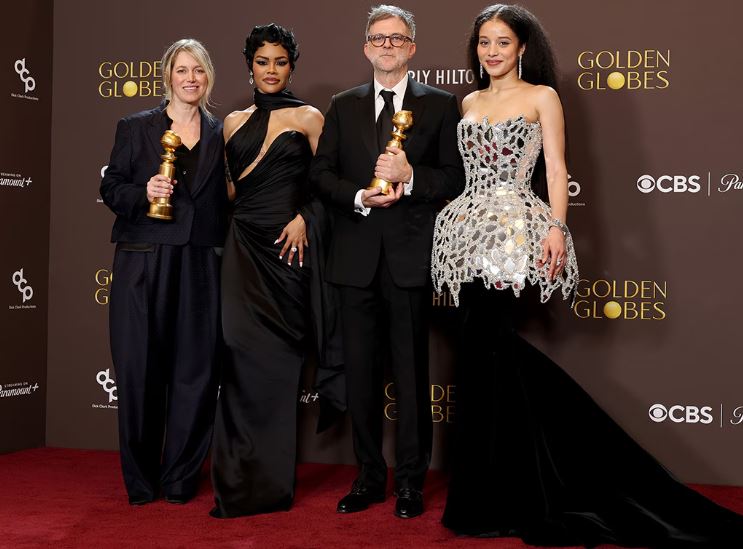 Golden Globes 2026 award winners group photo