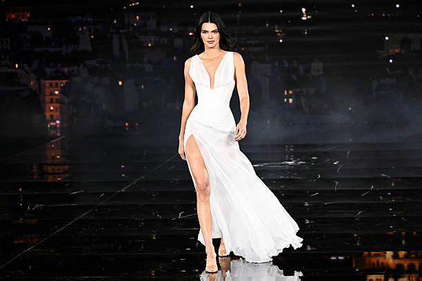 Inside Kendall Jenner’s Beauty Routine & Cosmetic Secrets 3 Kendall Jenner shares her cosmetic treatments and beauty routine on podcast