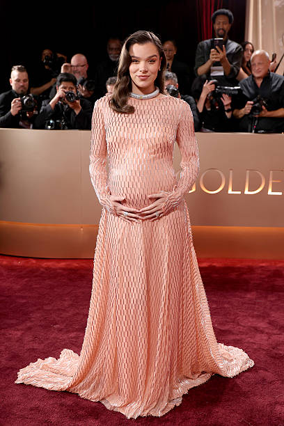 Hailee Steinfeld maternity style Golden Globes 2026 red carpet look